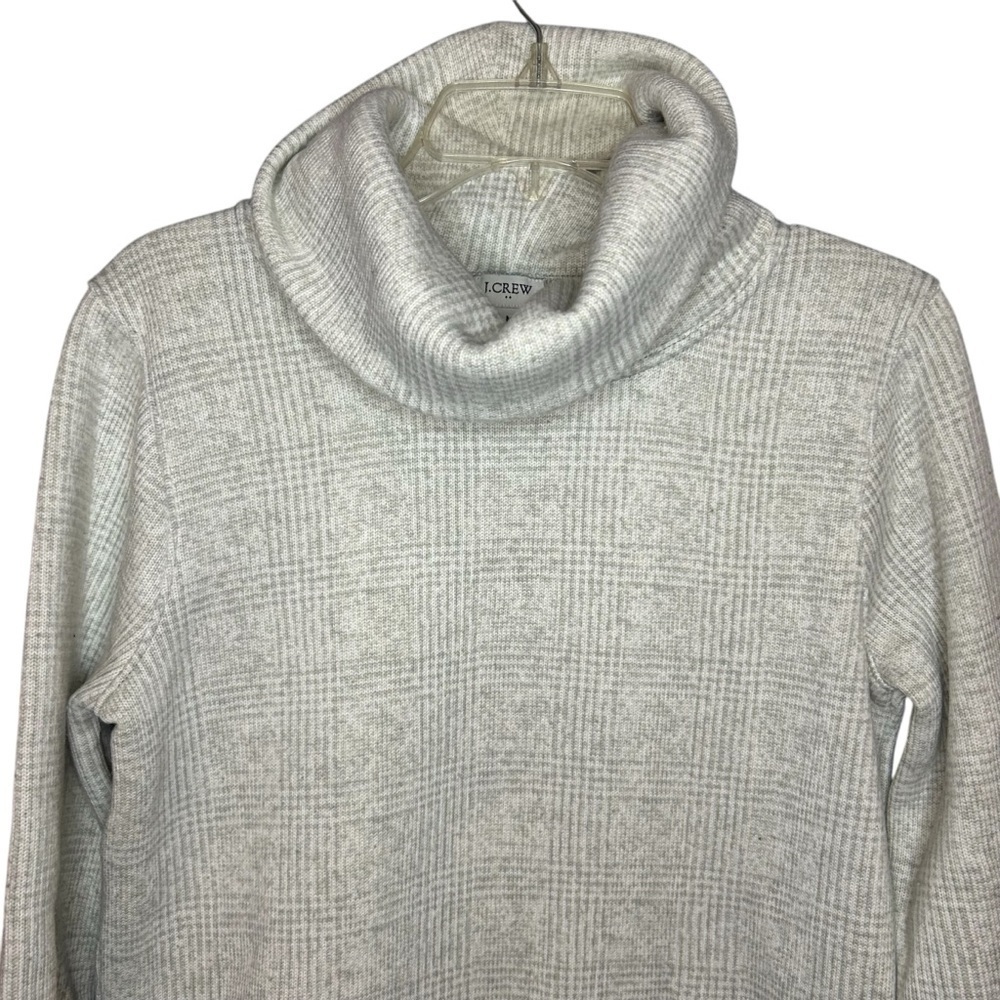 J.Crew Factory sweater sweatshirt plaid gray size medium